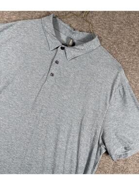 Vuori Strato Tech Polo Shirt Mens Size XL Light Blue Performance Stretch